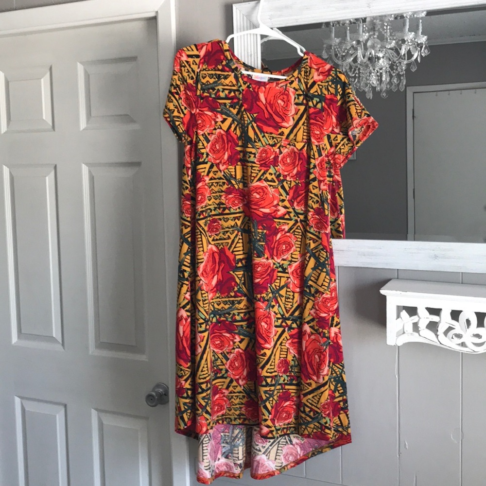 Lularoe Carly